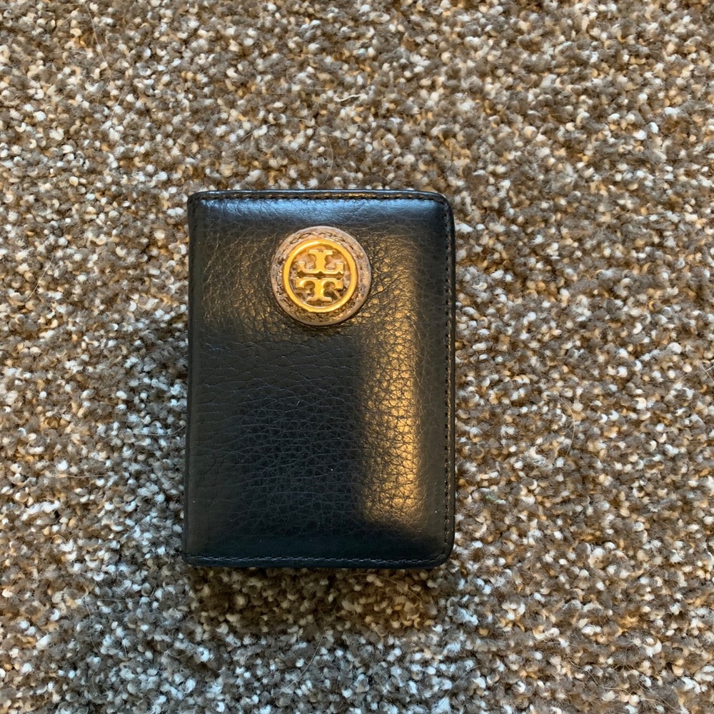 Tory Burch wallet